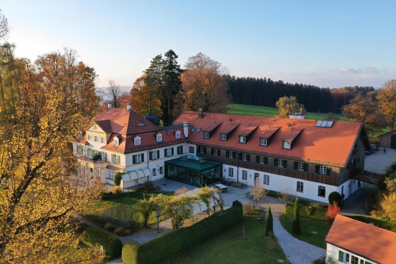 Biohotel Schlossgut Oberambach Exterior foto