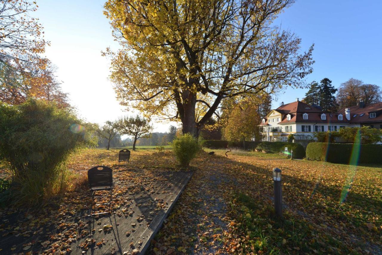 Biohotel Schlossgut Oberambach Exterior foto